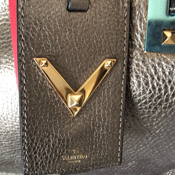 ❌HOLD❌Valentino Rockstud Metallic Tote Bag - Picture 6 of 8